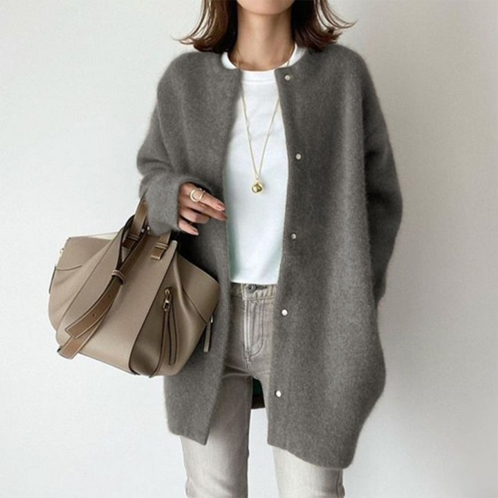 Chloé - Elegant Cashmere Cardigan