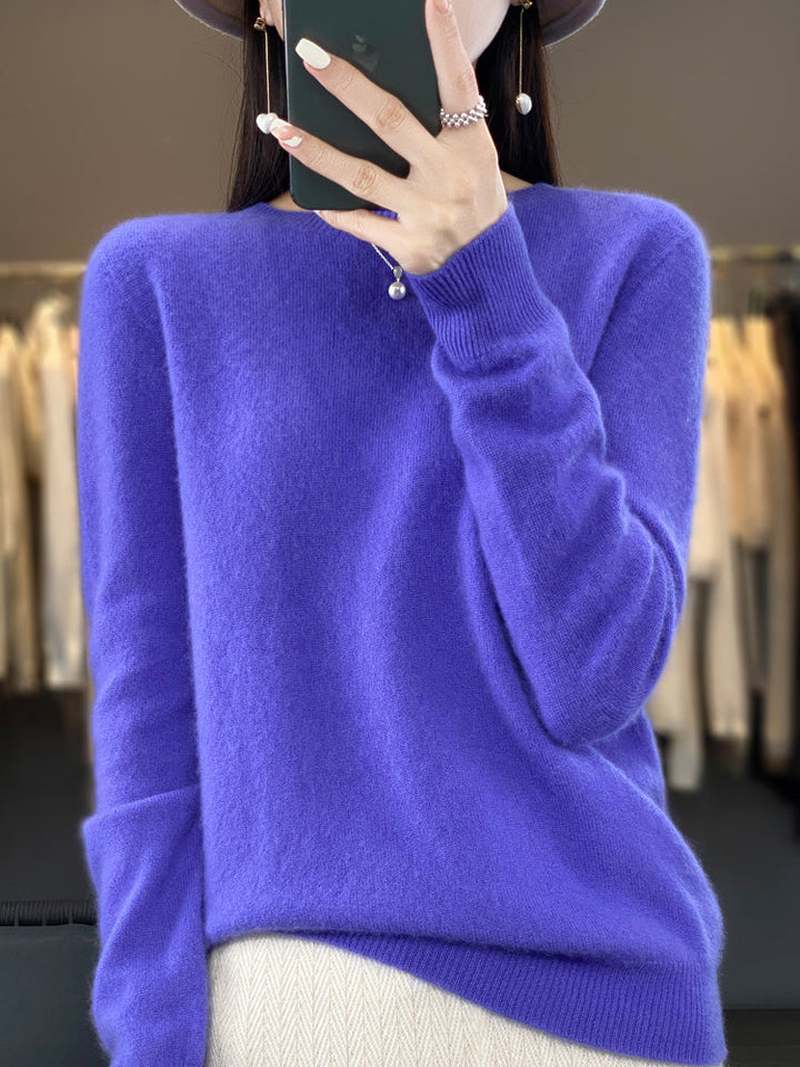 Anette - Trendy and Comfortable Sweater